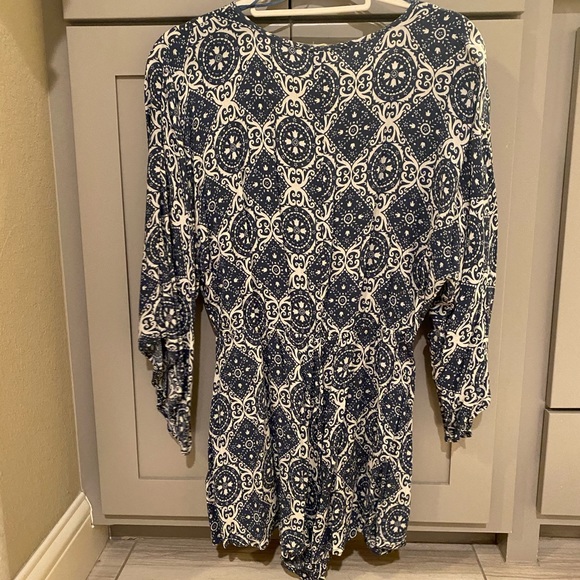 Patterned Romper - Picture 3 of 3